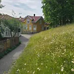 The Terrace House 6 Min From *