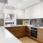 The Terrace House 6 Min From Vila *