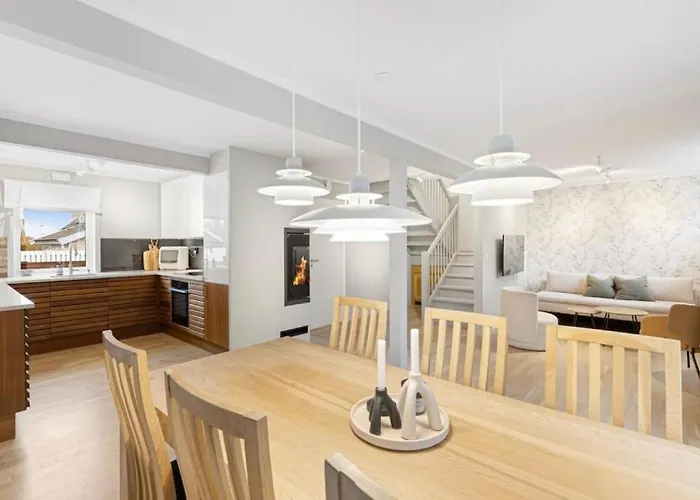 The Terrace House 6 Min From Villa *